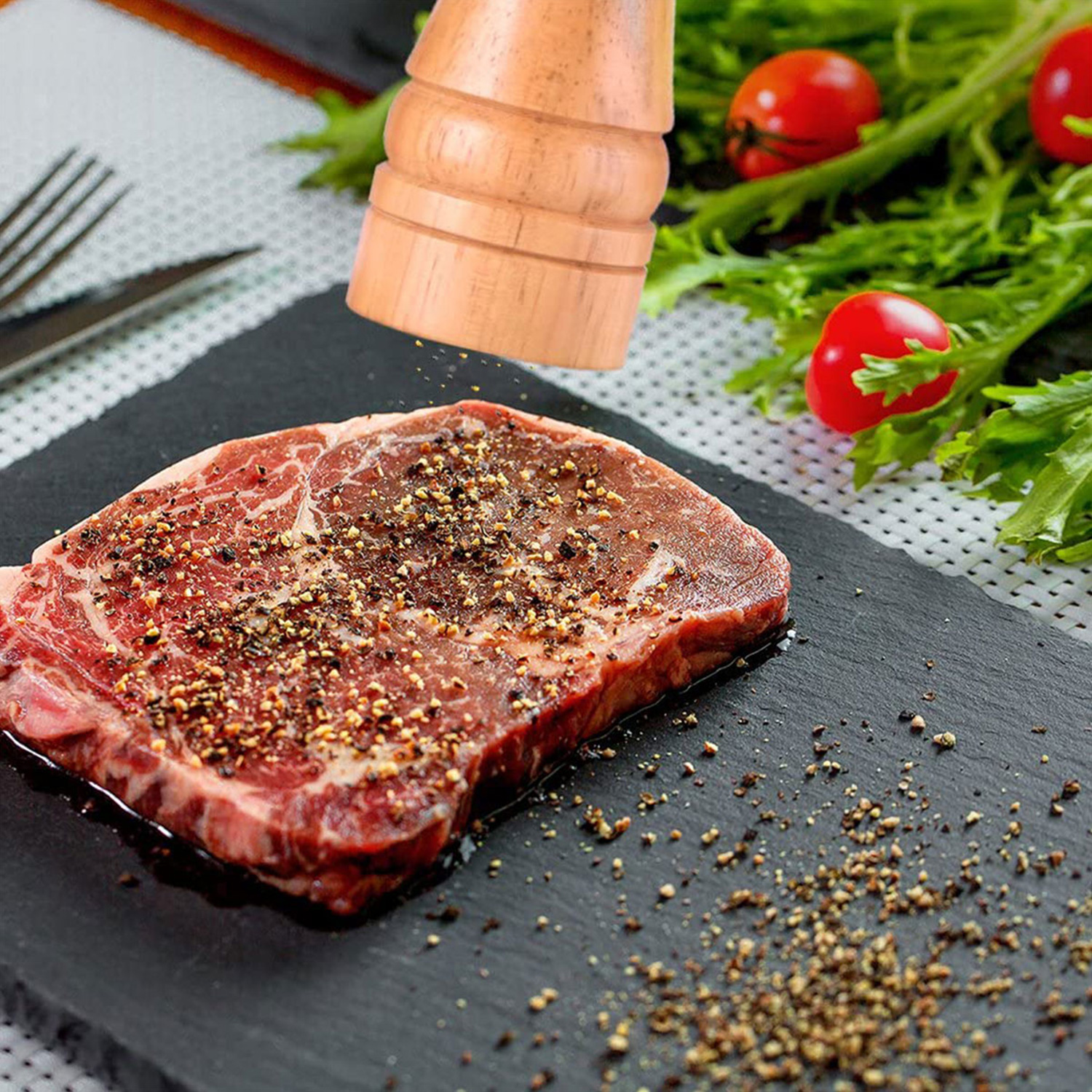 images/product/202507081751989341716HEERA_BLACK_PEPPER_COARSE_X_1KG1.jpg