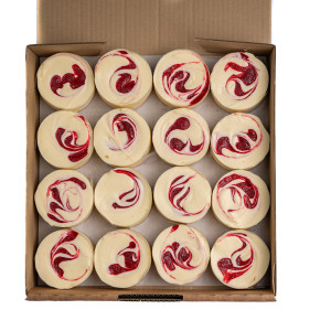 NEW INDIVIDUAL STRAWBERRY CHEESECAKES X 16 PORTIONS